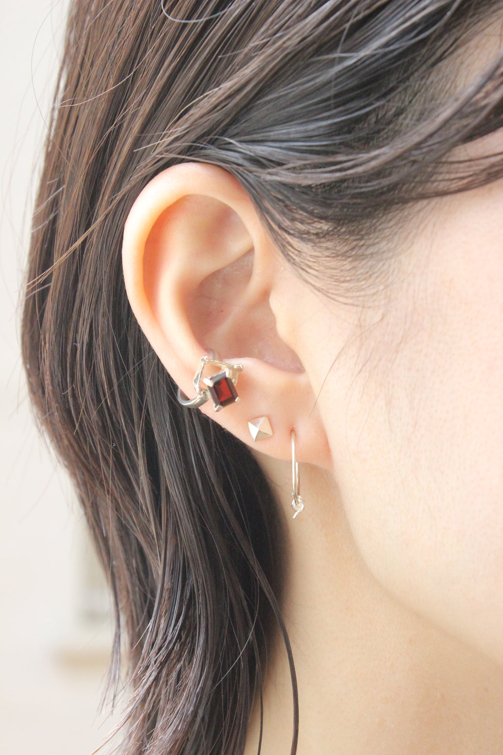 Outsider Ear Cuff Gold
