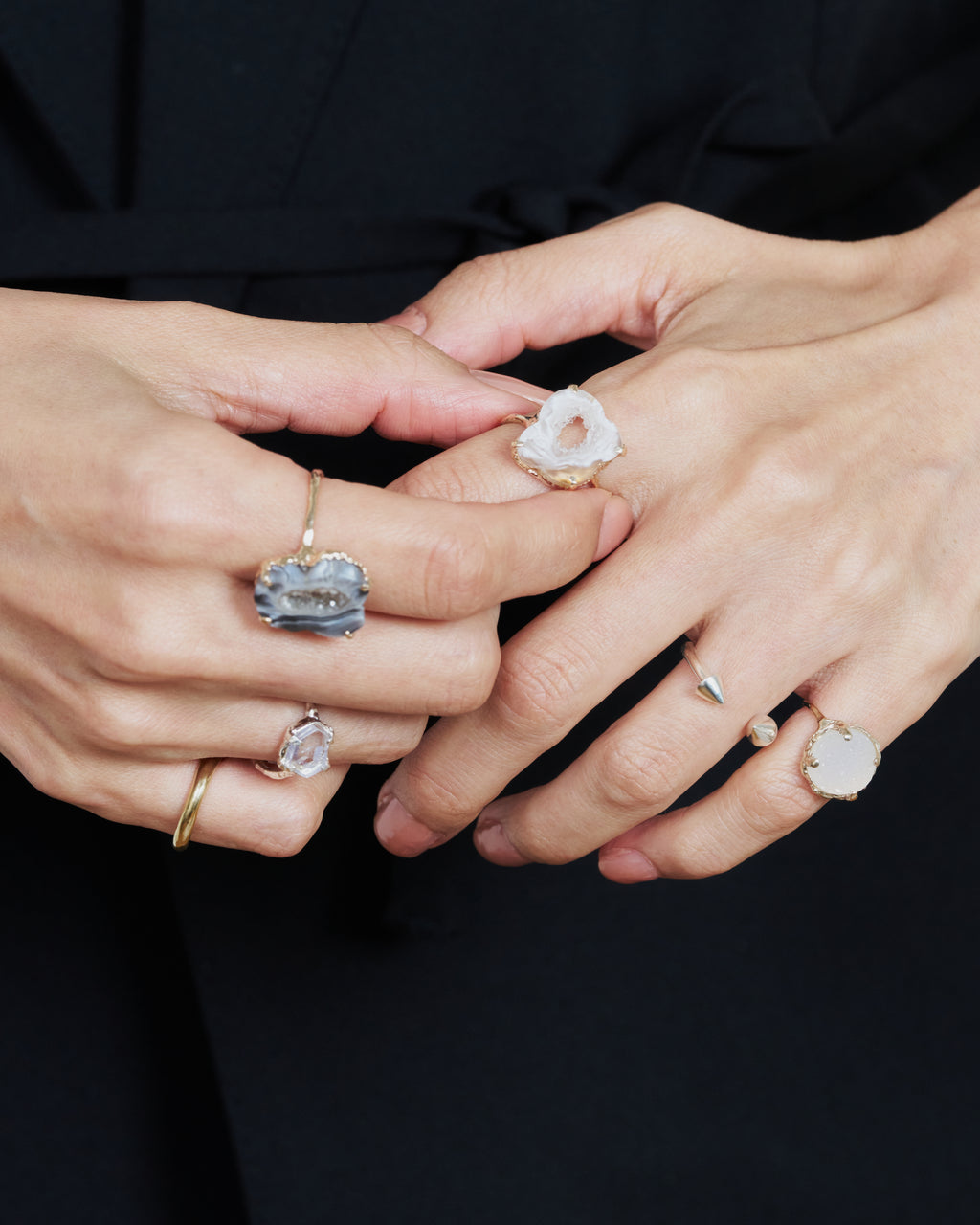 デュモルチェライトインクォーツリング