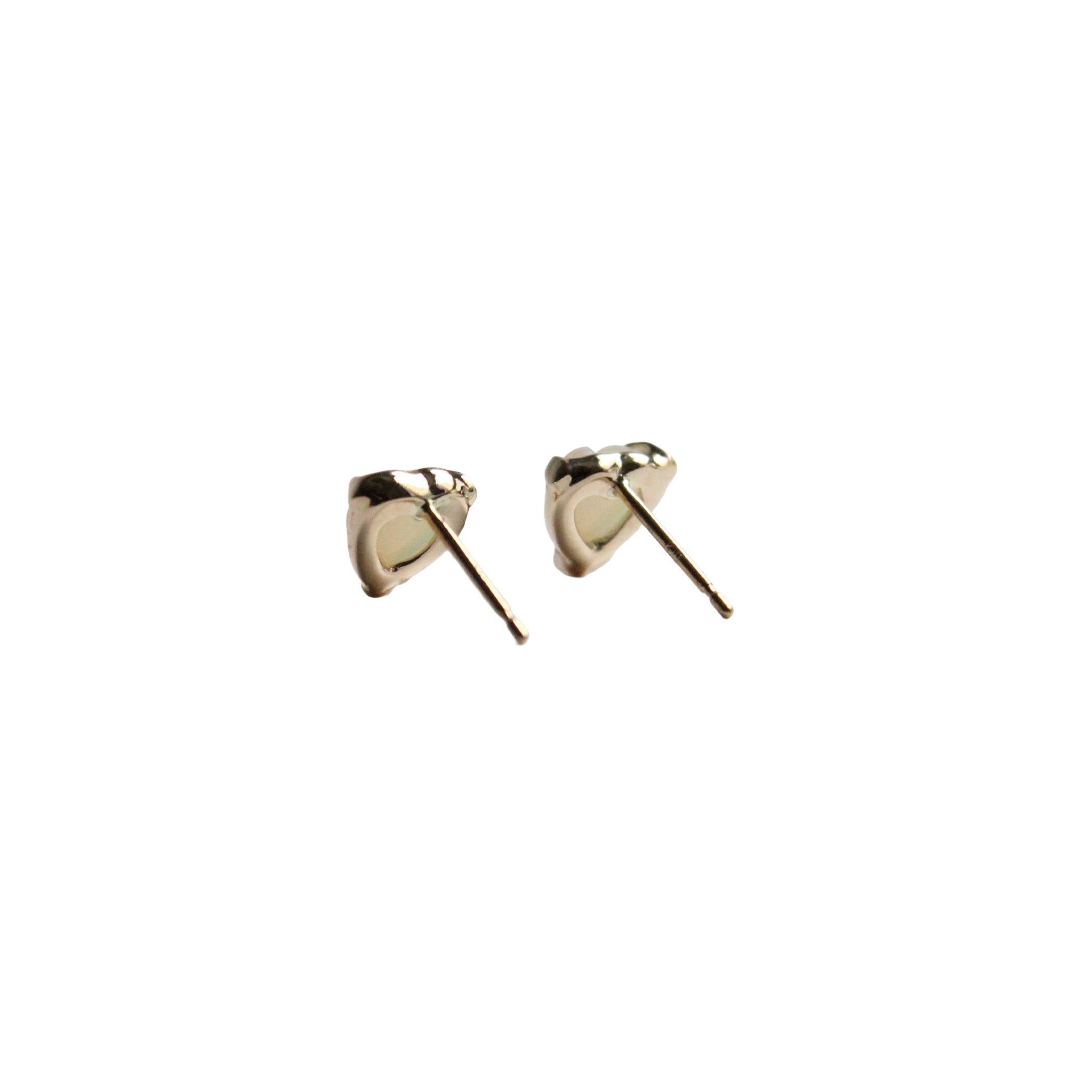 ハートオパールピアス