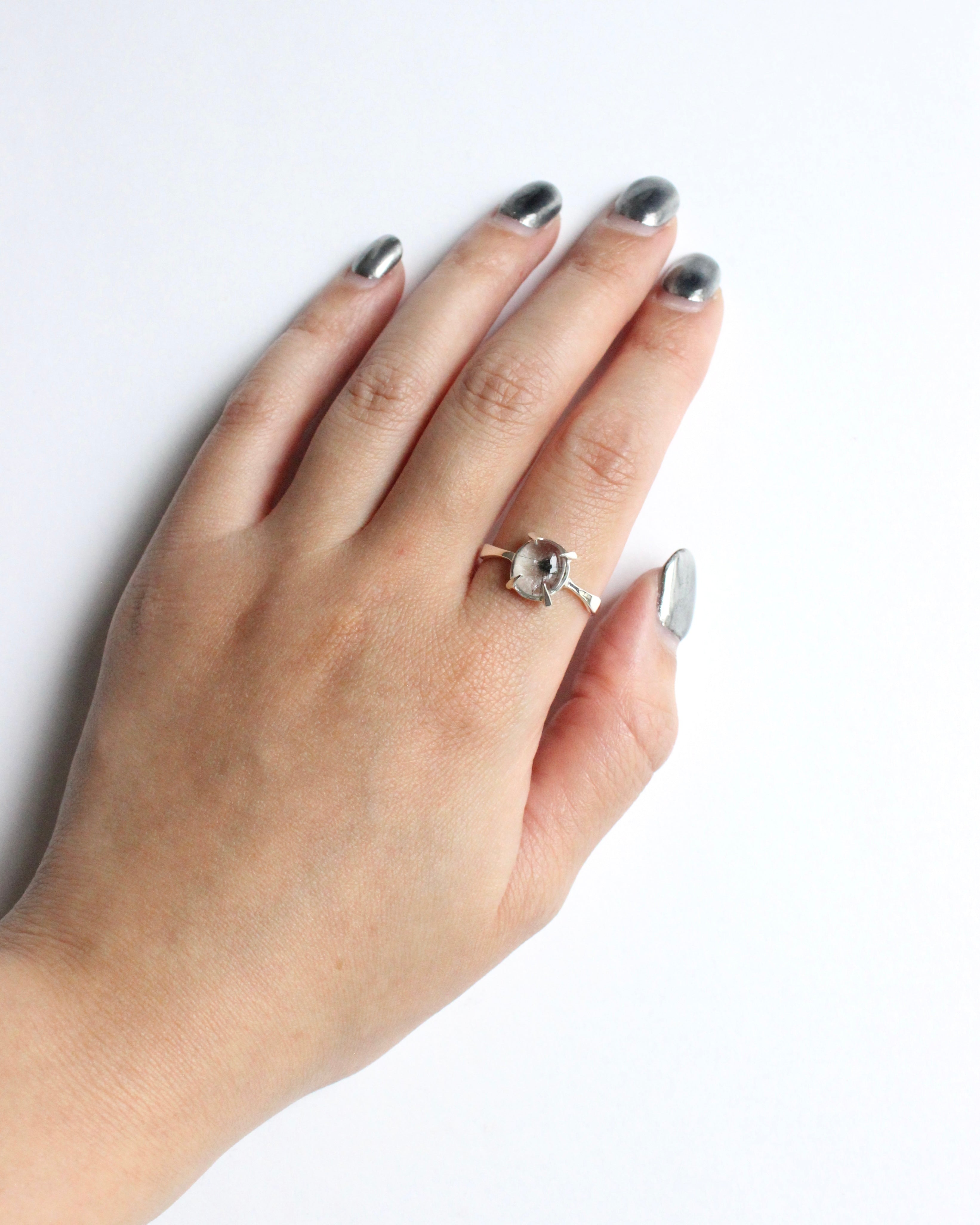 ガネッシュヒマール　ラパ産　アクチノライトインクオーツリング　7〜8号 アクチノライトインクォーツリング – Haruka Ozone online store