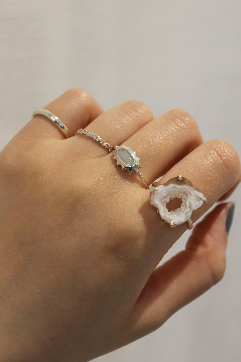 棘オパールリング