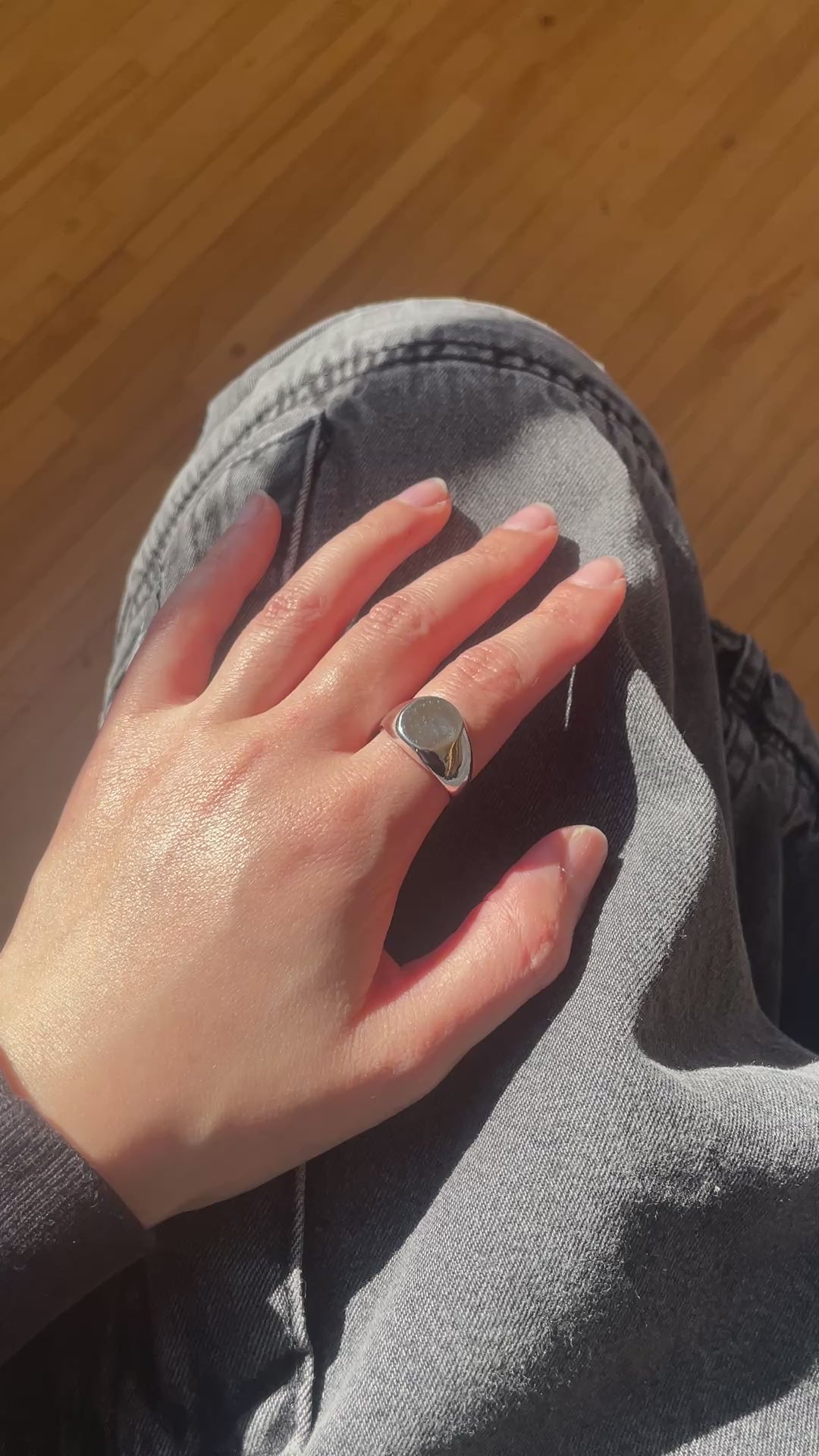 オーバルシグネットリング